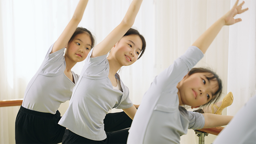国标体育+篮球、足球、乒乓球、健美操